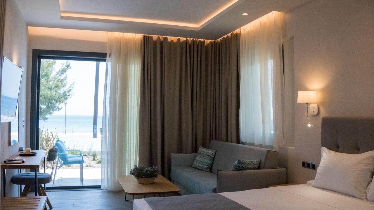 Costa Domus Blue Luxury Apartments Nikiti  Exterior photo