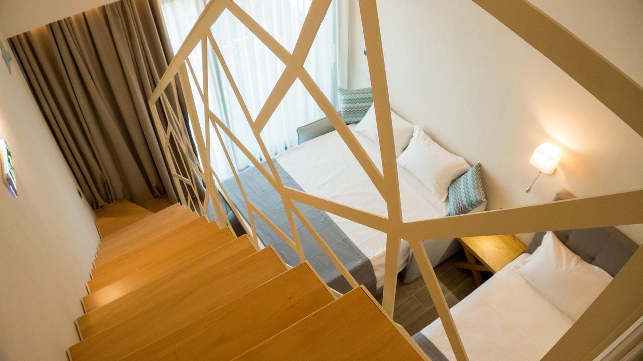 Costa Domus Blue Luxury Apartments Nikiti  Exterior photo