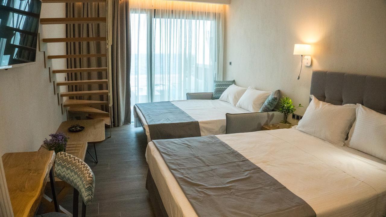 Costa Domus Blue Luxury Apartments Nikiti  Exterior photo